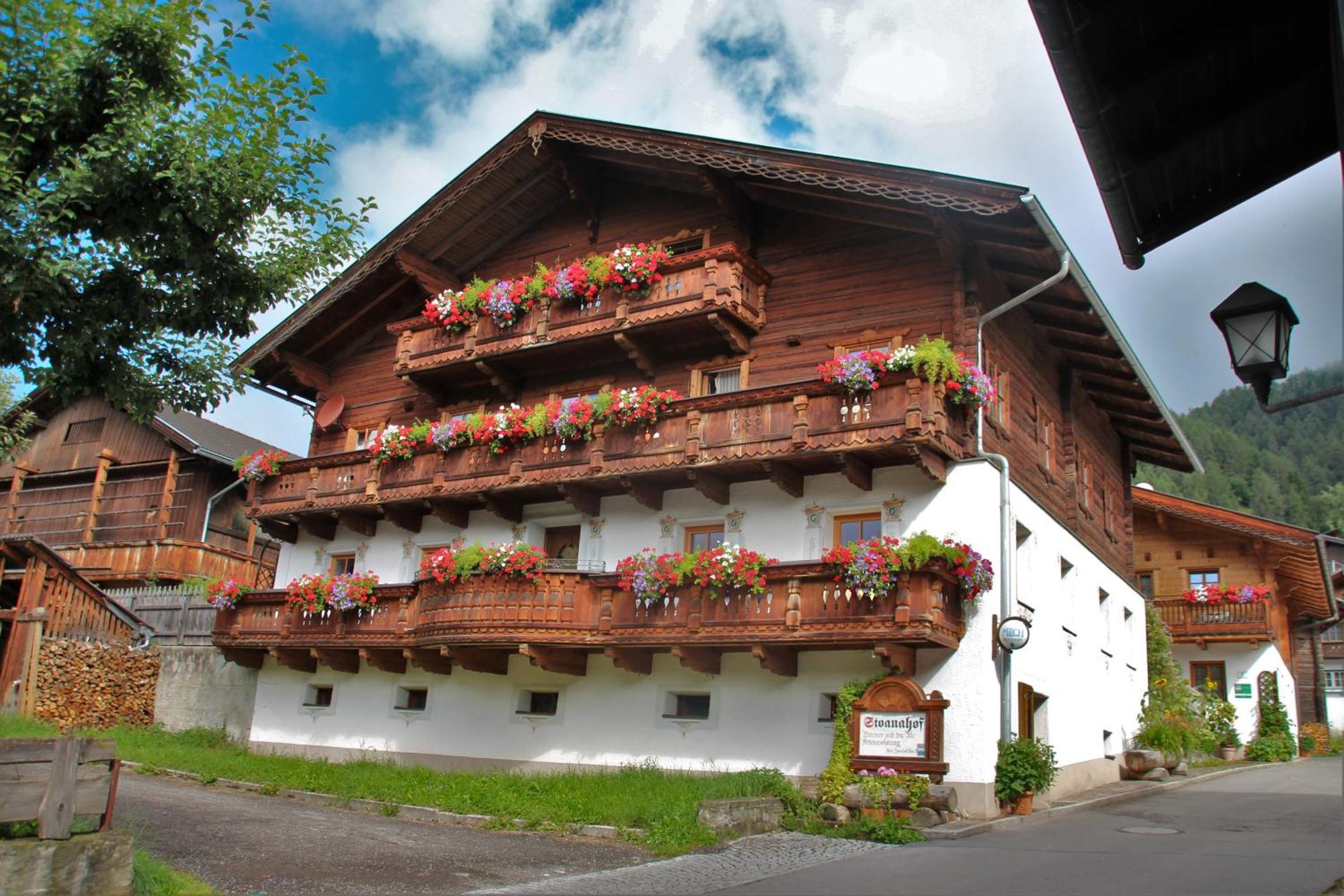 Stoanahof Bauernhof Virgen